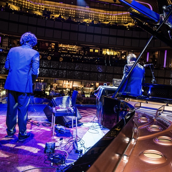 Música para eventos en Cantabria. Música para Bodas en Cantabria, música para fiestas privadas en Cantabria, música para eventos corporativos y organización de espectáculos en Cantabria. Grupos de Música y DJ´s para eventos en Cantabria