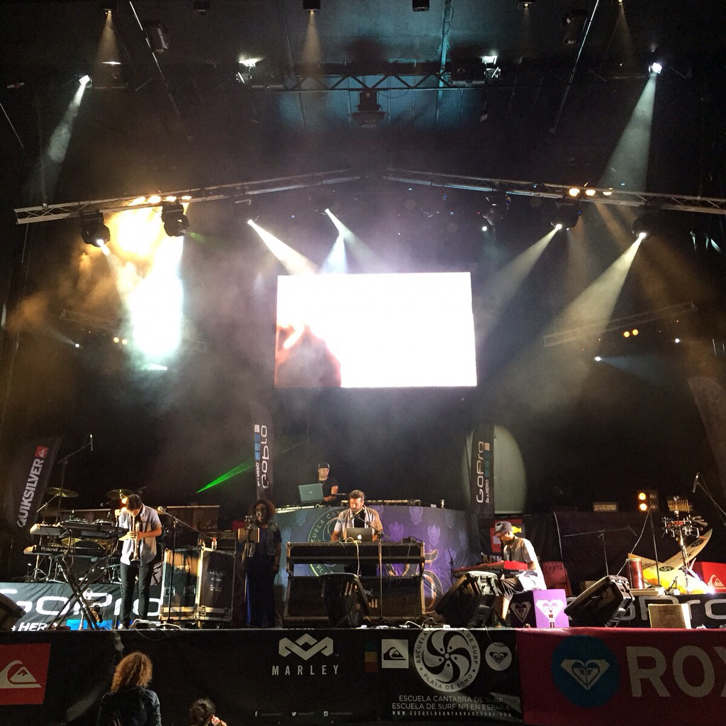 Música para eventos en Cantabria. Música para Bodas en Cantabria, música para fiestas privadas en Cantabria, música para eventos corporativos y organización de espectáculos en Cantabria. Grupos de Música y DJ´s para eventos en Cantabria